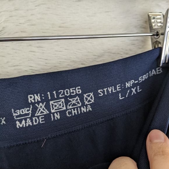 Lot of 2: Zenana Outfitters L/XL Leggings, Black and Navy, Like New Condition - Picture 4 of 9